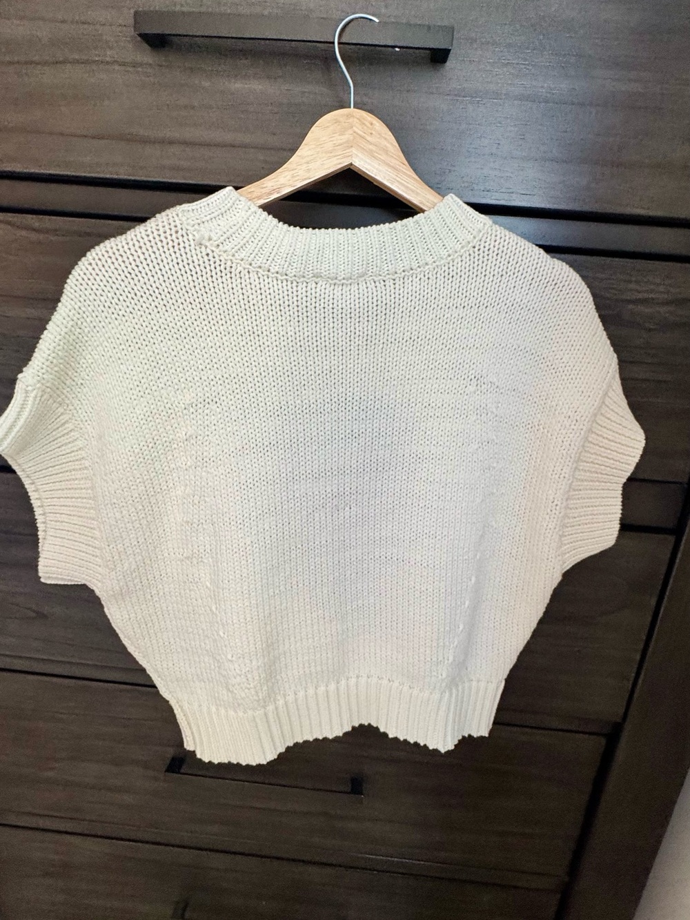 Anthropologie Pippa Crew-neck Sweater Maeve Cap-sleeve Strawberry - Picture 2 of 4